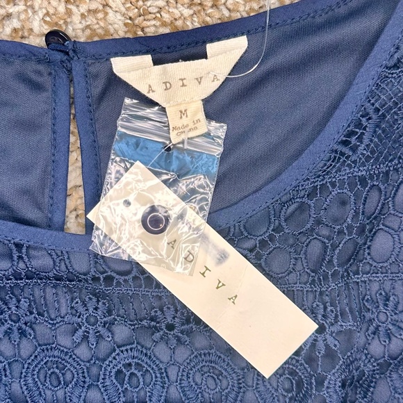 Adiva, Navy Blue Layered Lace Sleeveless Top, Size: M - Picture 8 of 10